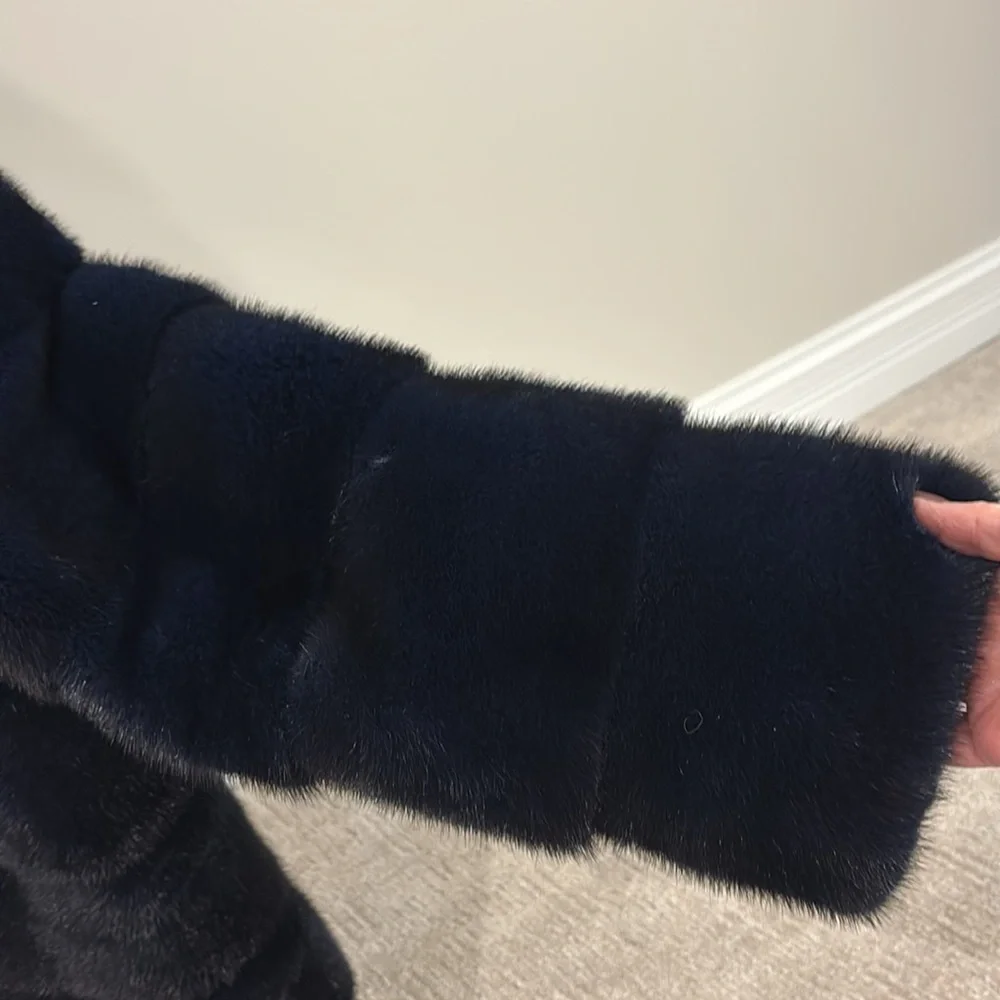 Mink Jacket - Picture 3 of 8